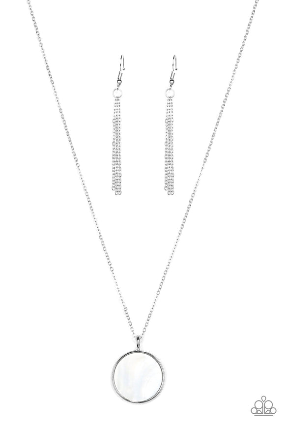 Shimmering Seashores - white - iamglamm llc