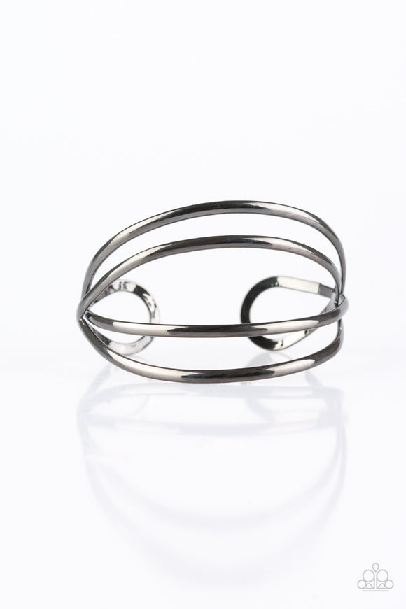 Take a CATWALK - black - iamglamm llc